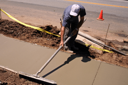 pouring a concrete sidewalk