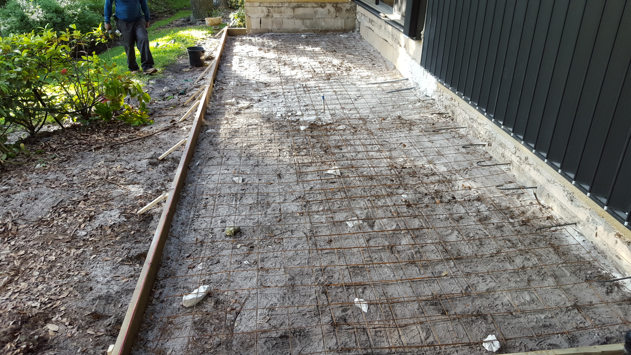 concrete-form-for-Louis-B concrete-form-for-Louis-B
